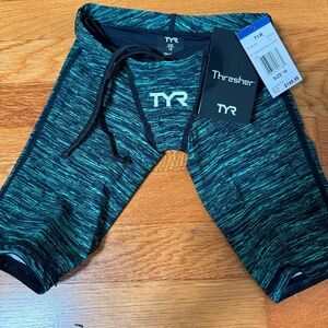 Boys Men’s Size 18 TYR Thresher Tech Suit Jammer 12u compliant NWT